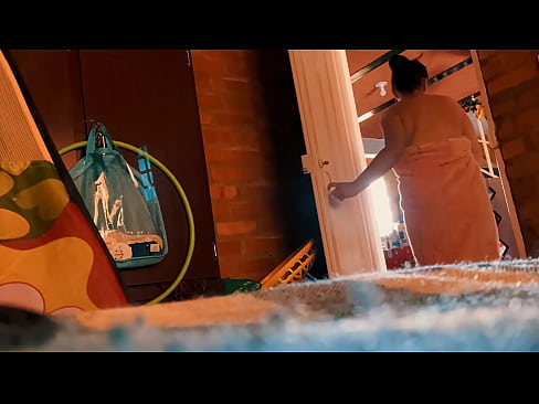 ❤️ నా మామయ్య నన్ను షవర్‌లోకి అనుసరిస్తాడు, నేను స్నానం చేస్తున్నప్పుడు అతను నన్ను ఫక్ చేస్తాడు. సూపర్ సెక్స్ మా వద్ద te.pornpk.ru ️❤